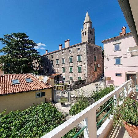 Apartment Branko With Terrace, Old Town Labin Labin  Eksteriør bilde