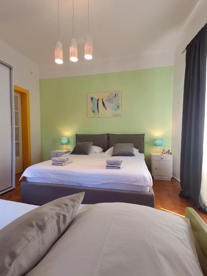 Apartment Branko With Terrace, Old Town Labin Labin  Eksteriør bilde